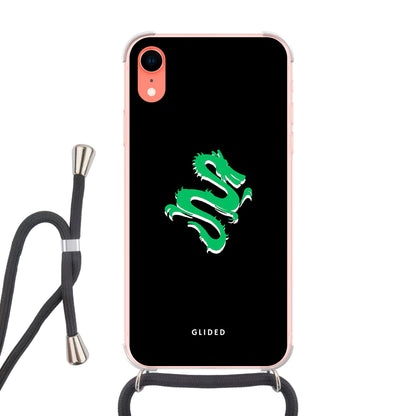 Emerald Dragon - iPhone XR Handyhülle Crossbody case mit Band